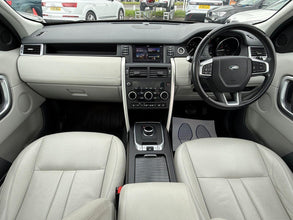 Land Rover Discovery Sport - Interior Front